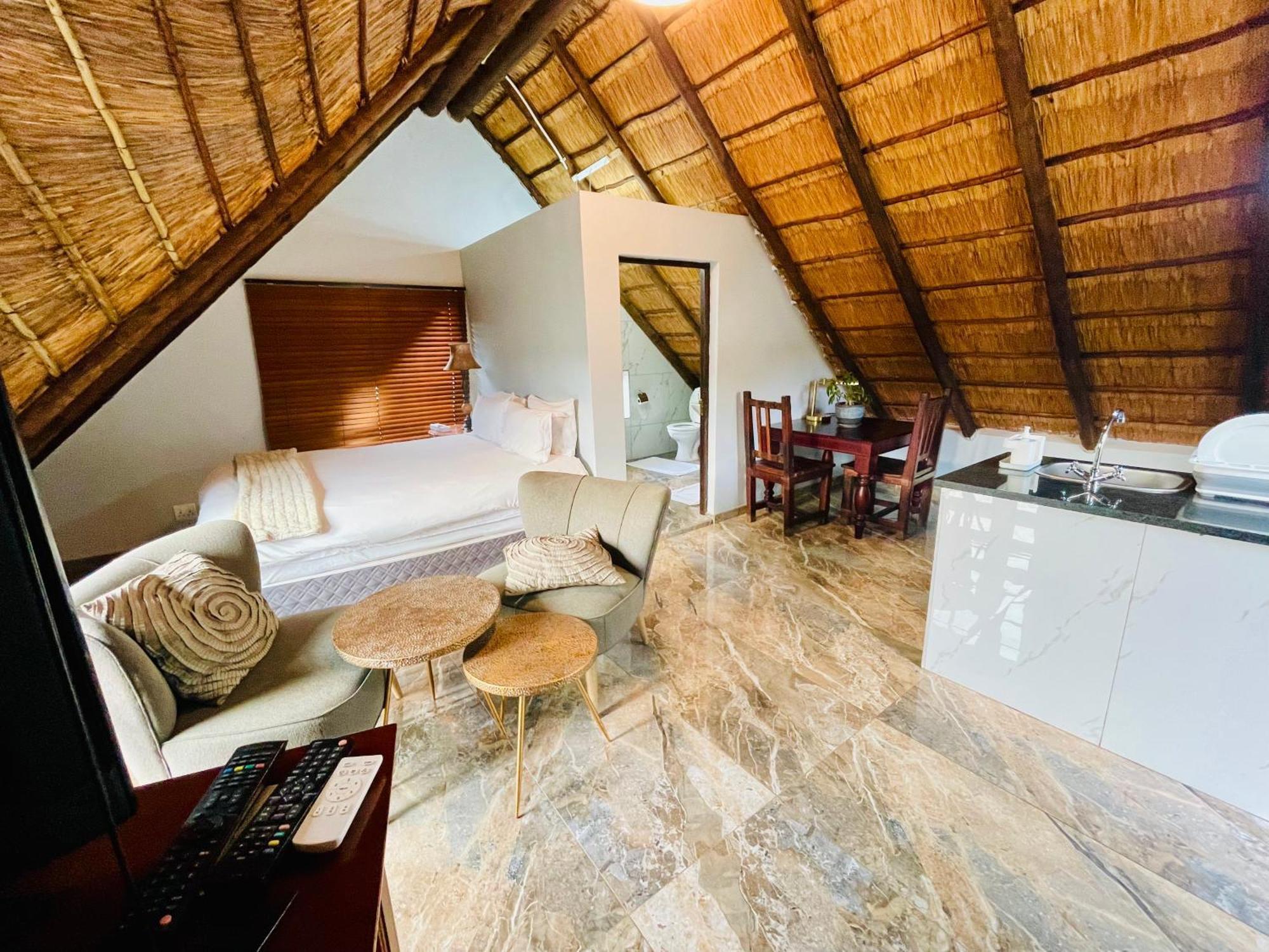 Pretoria Mansion Boutique Hotel Coral Tree エクステリア 写真
